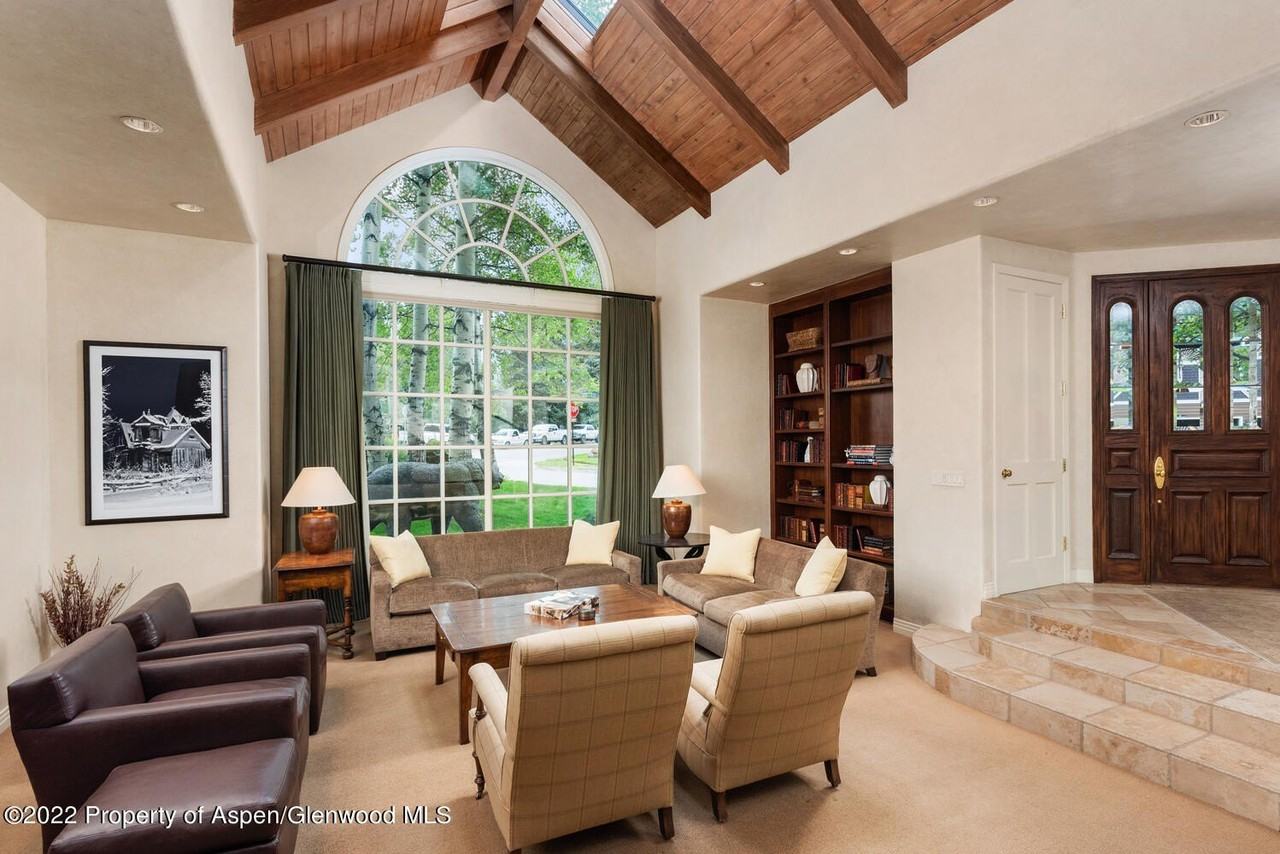 504 N 8th St - Photo 5 of 35