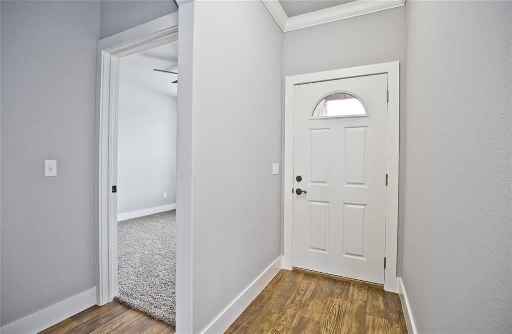 204 Alder St - Photo 5 of 20