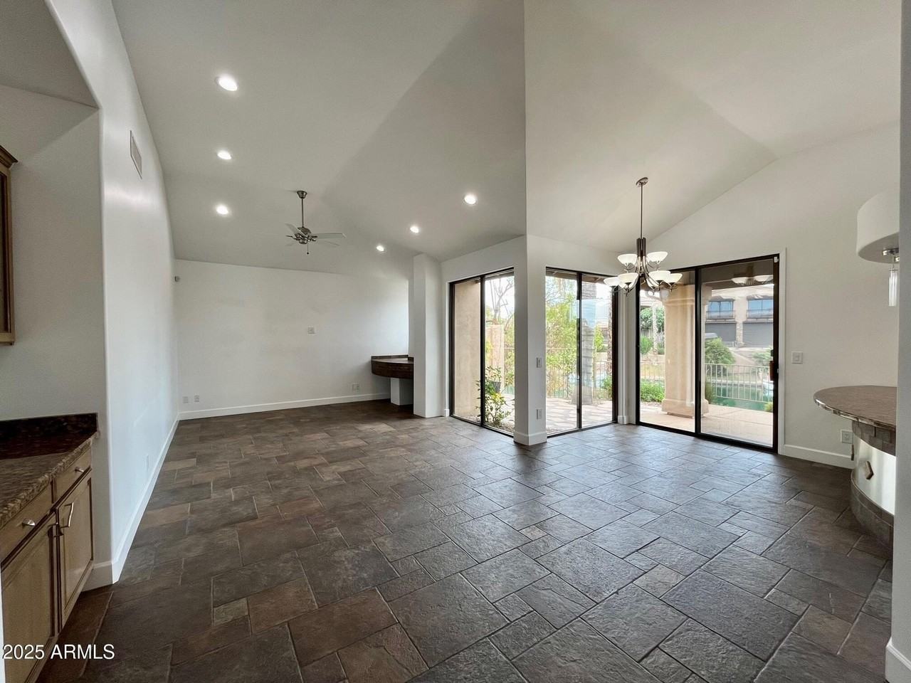 10283 103rd Street - Photo 4 of 18