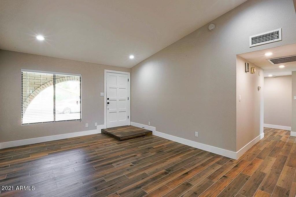 1259 West Kiva Avenue - Photo 4 of 19