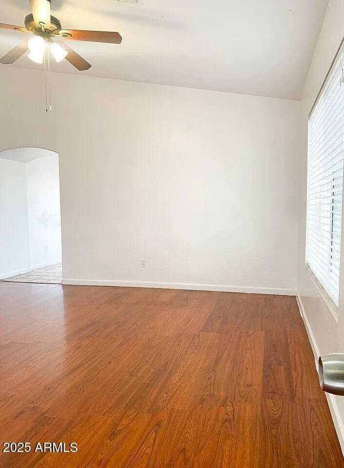 12811 N Palm St - Photo 3 of 13