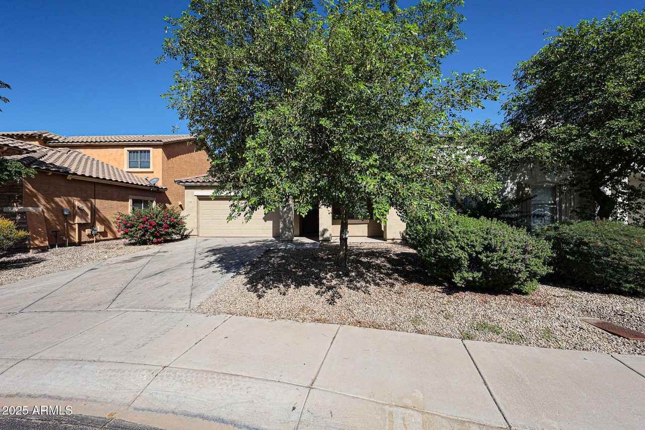 5318 W Shumway Farm Rd - Photo 3 of 39