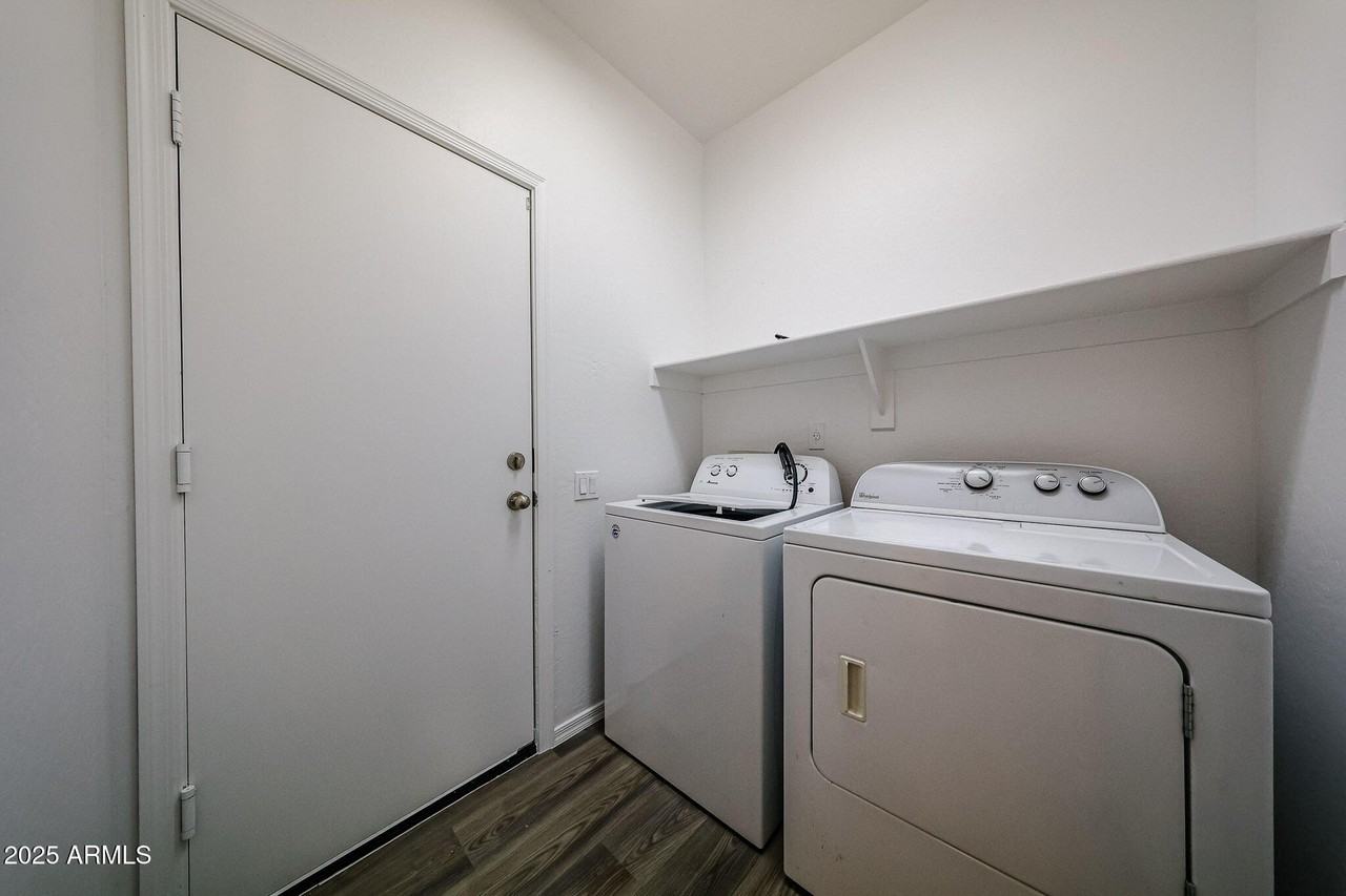 5318 W Shumway Farm Rd - Photo 7 of 39