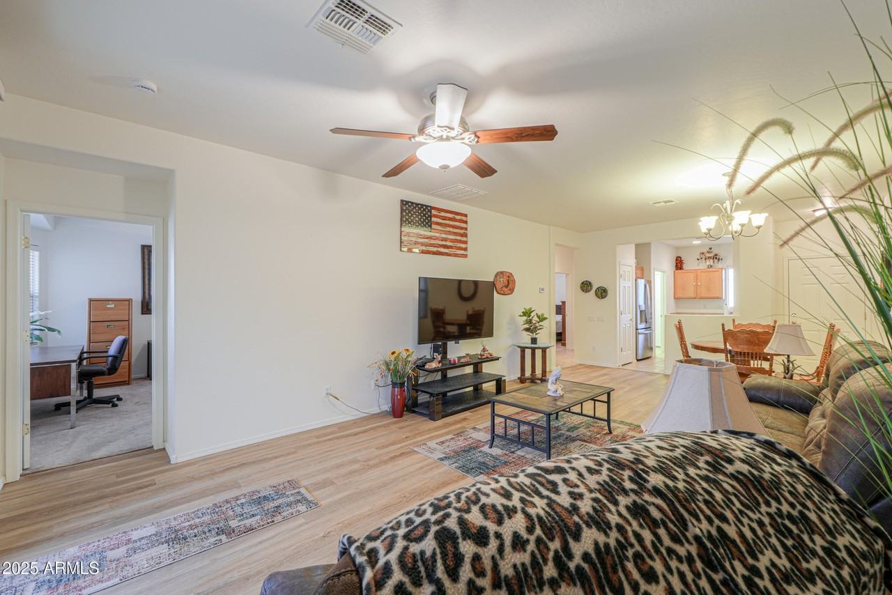 10806 E Peralta Canyon Dr - Photo 6 of 48