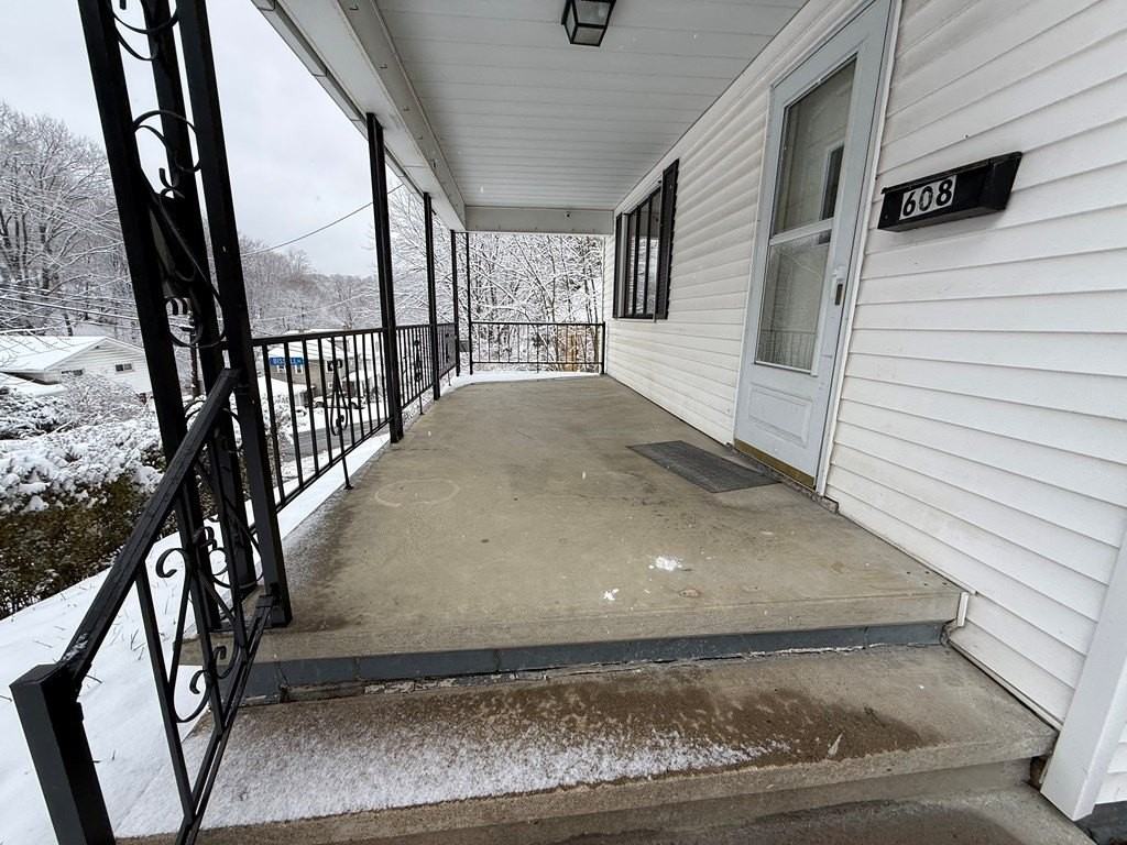 608 Cooper Ave - Photo 3 of 21