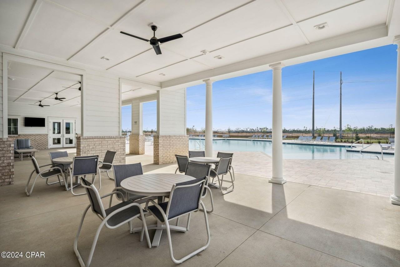 6420 Slabinski Ln - Photo 3 of 29