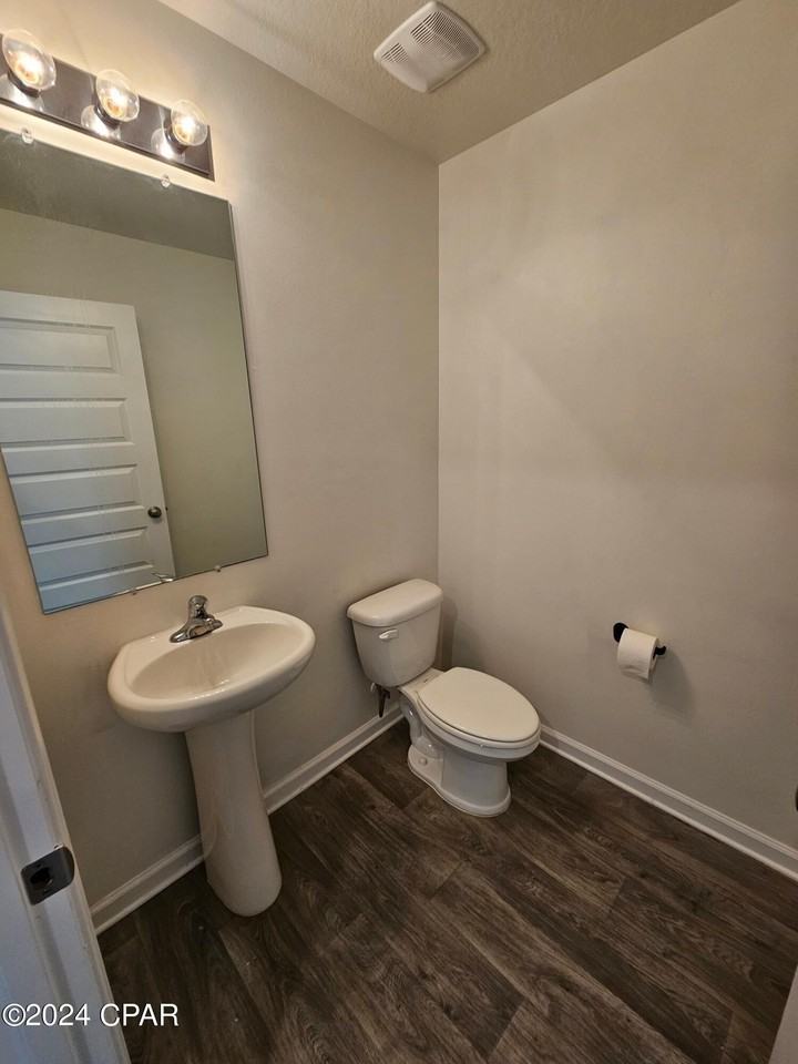 504 Albert Meadow Ln - Photo 5 of 36