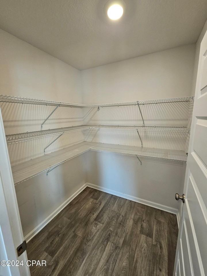 504 Albert Meadow Ln - Photo 6 of 36