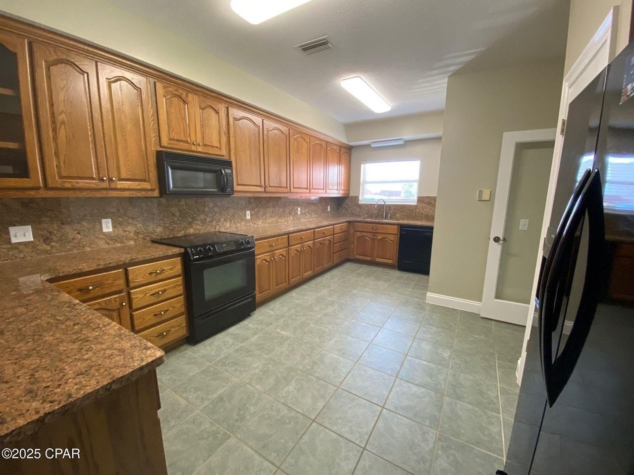 2011 Tupelo Ct - Photo 3 of 25