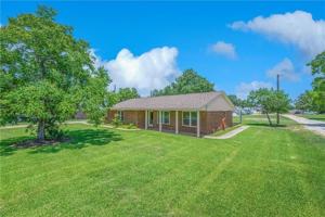 featured image of 5428 Linda Lane