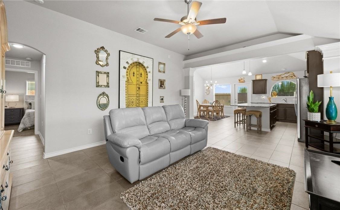 6913 Witts Way - Photo 2 of 15