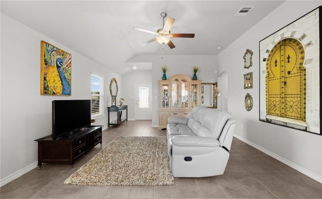 6913 Witts Way - Photo 3 of 15