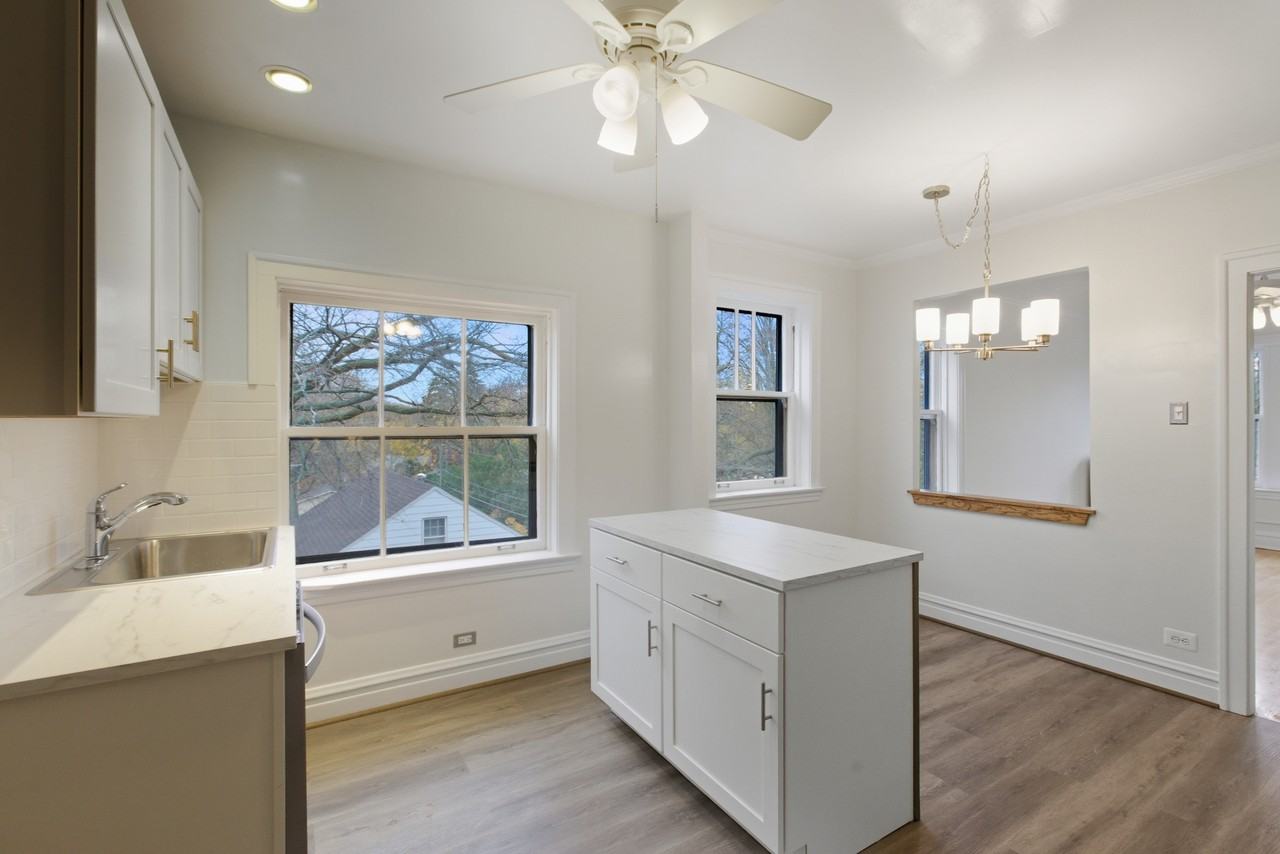 1507 Dobson St #3 - Photo 7 of 15