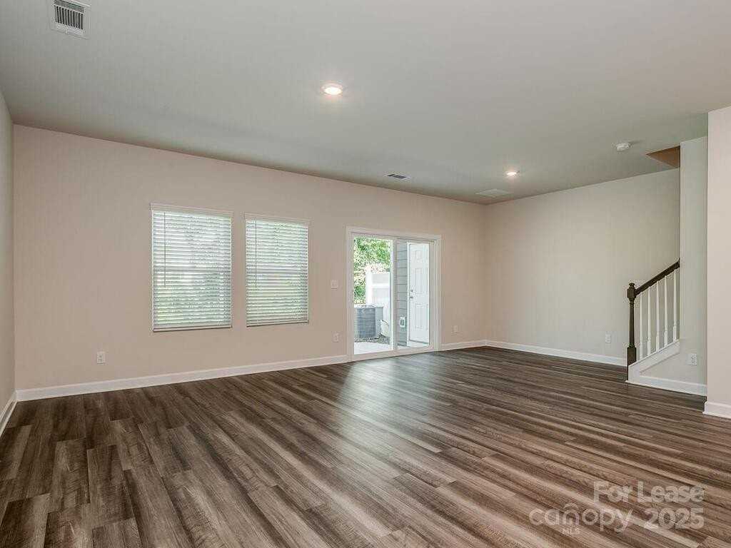 3506 Auburn Curb Rd - Photo 6 of 32