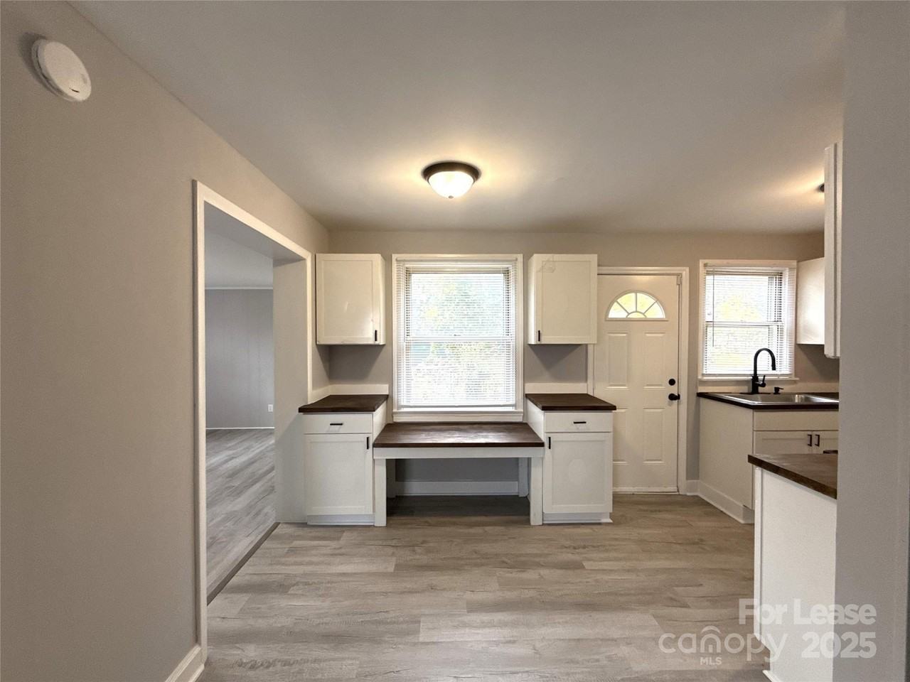 1142 Mona Drive - Photo 7 of 16