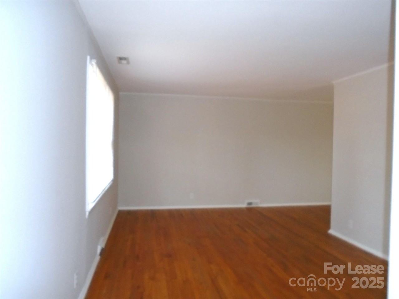 5100 Baker Dr - Photo 5 of 11