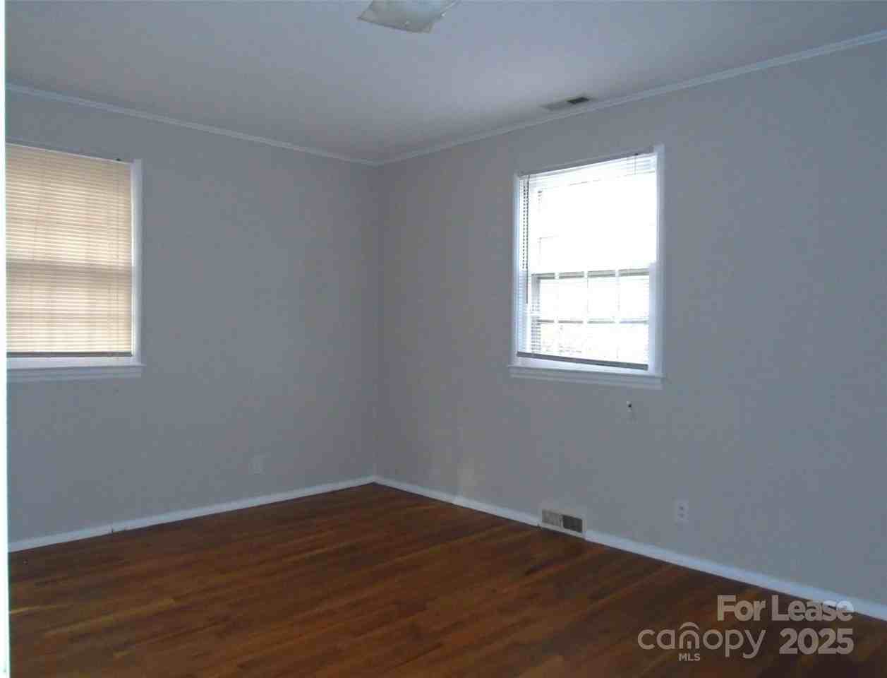 5100 Baker Dr - Photo 7 of 11