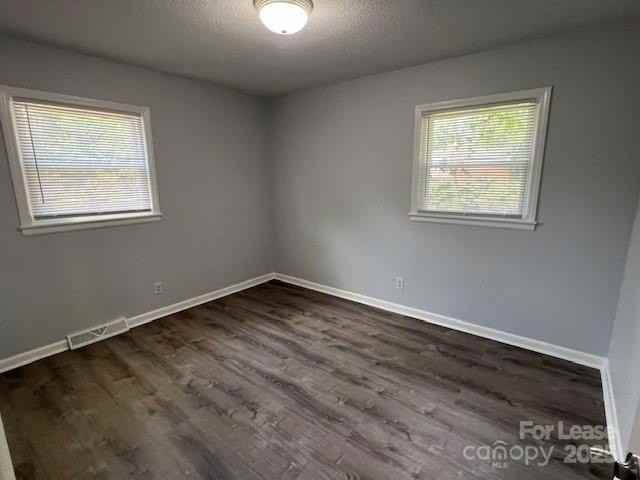 405 Copeland Park - Photo 6 of 12