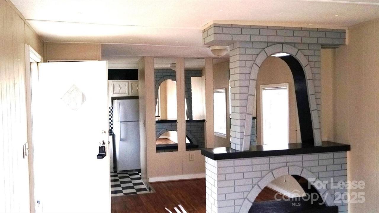 416 Copeland Park - Photo 3 of 7