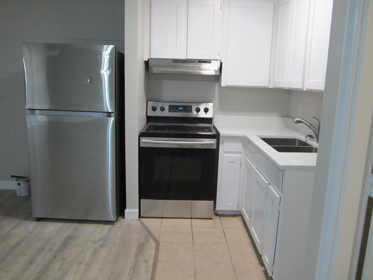 109 Chicago Ave Se Apt 1 #1 - Photo 5 of 9