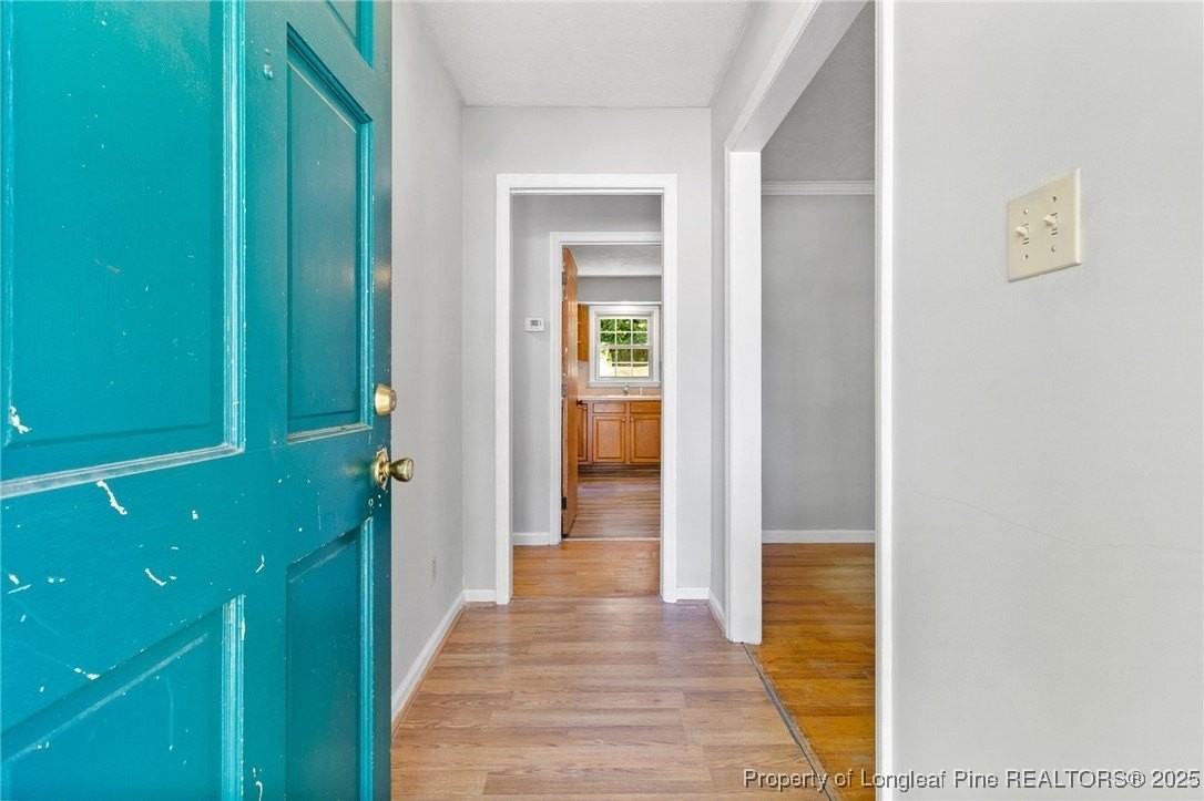 464 Teal Ct - Photo 4 of 32