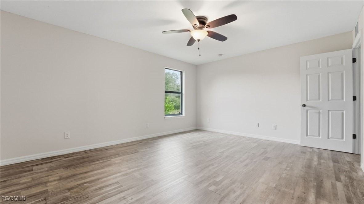 2701 E 18th St - Photo 4 of 24