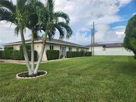 featured image of 1623 Sw Santa Barbara Pl