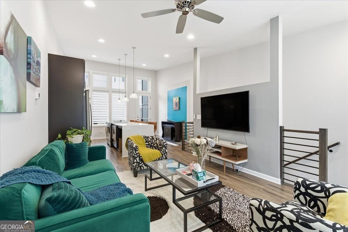 444 Latta Street Northeast - Photo 5 of 34