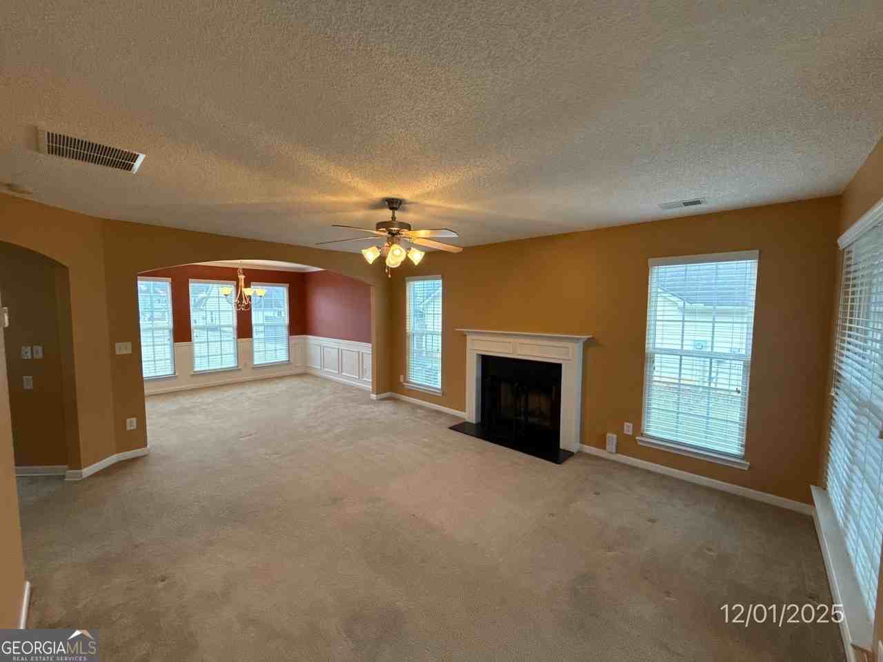 460 Camella Cir - Photo 3 of 22