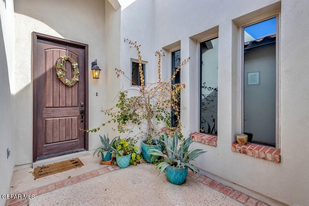 12165 Dome Court - Photo 4 of 44