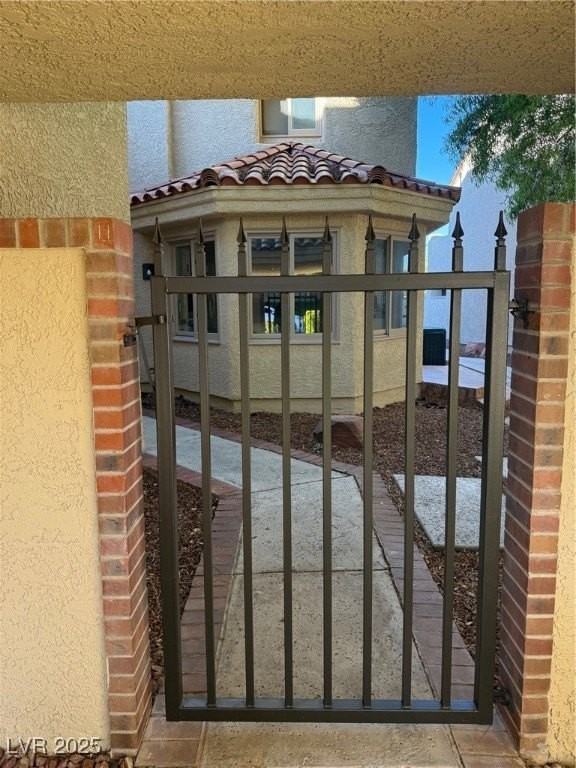 7656 Boca Raton Dr - Photo 2 of 26