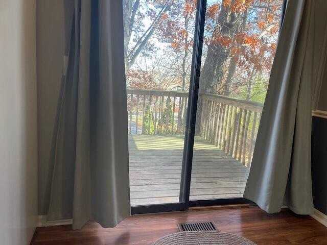 873 Mccarty St Nw - Photo 5 of 23