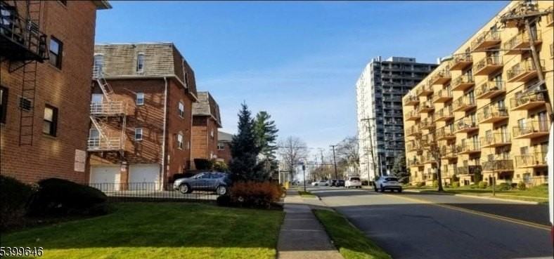 218 Prospect Ave #3C - Photo 2 of 12