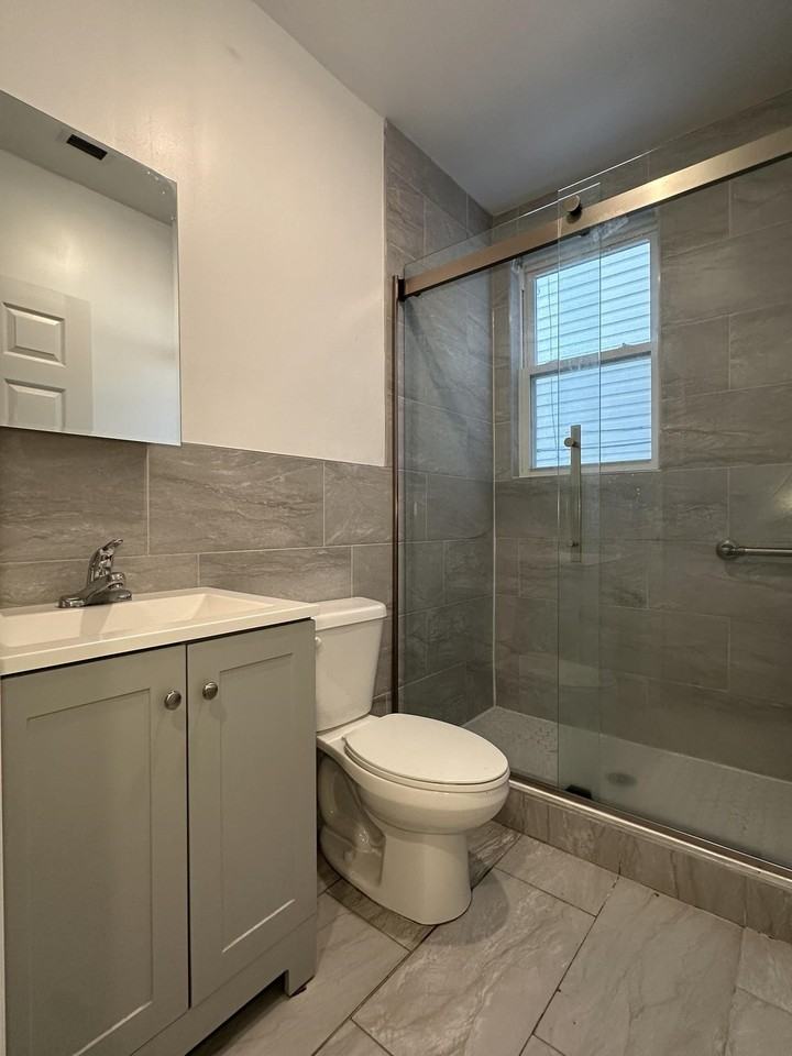 38 Clendenny Ave #1R - Photo 5 of 18