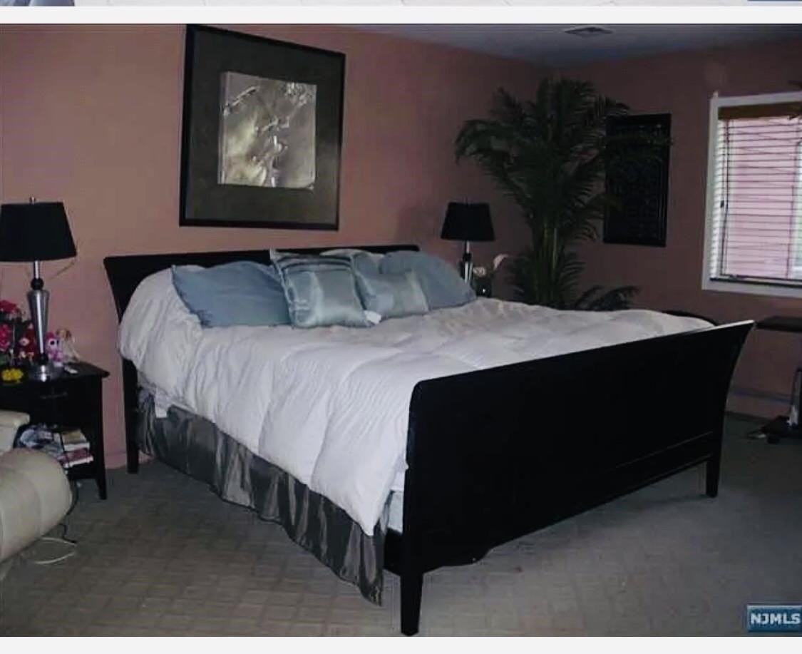 8C Cove Ln N - Photo 7 of 9