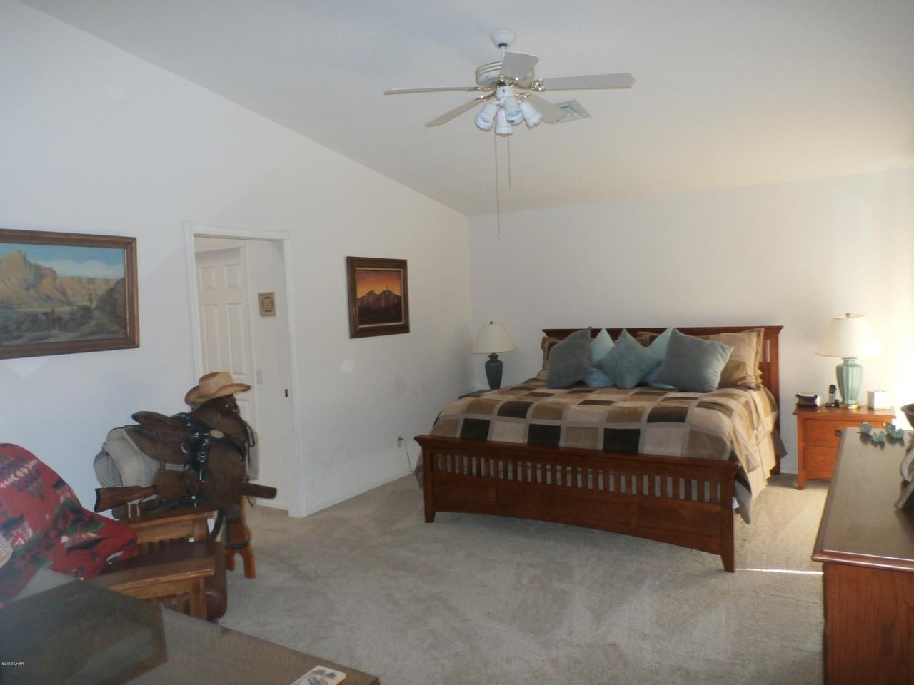 2020 Burgundy Dr - Photo 7 of 23