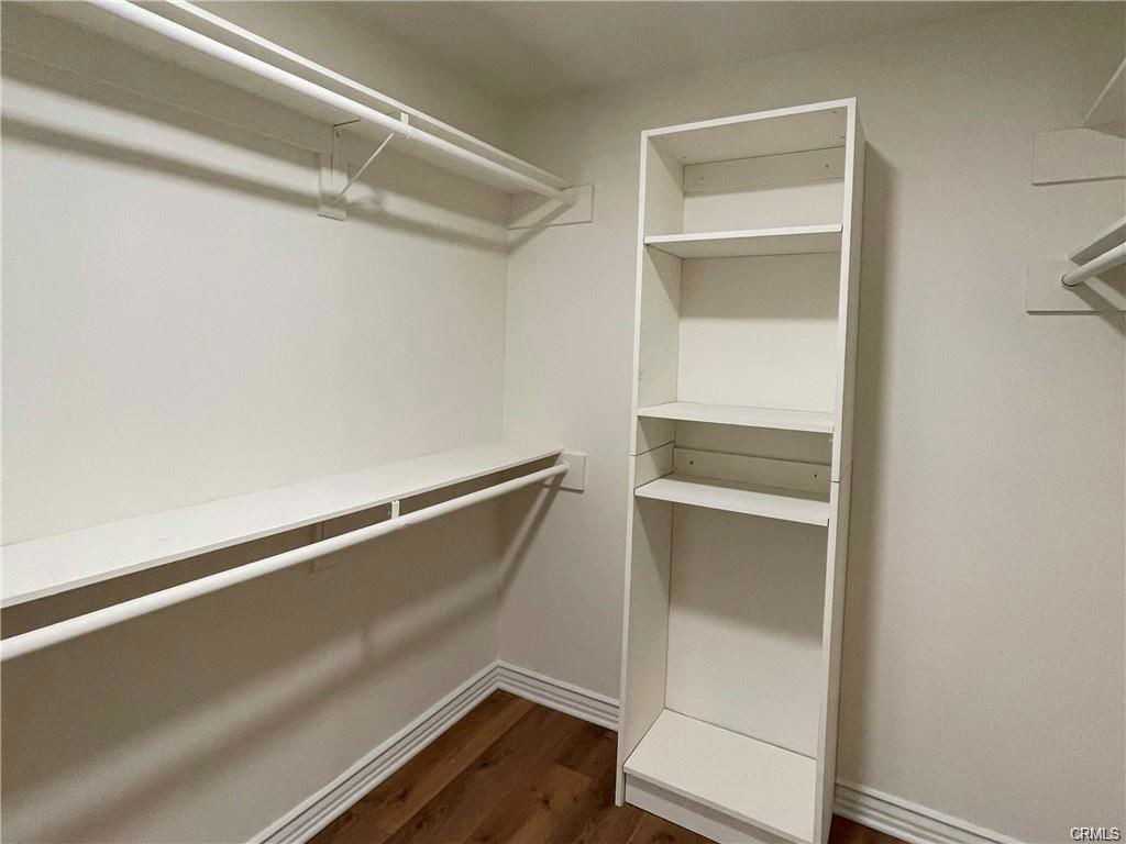 20329 Haynes St - Photo 2 of 8