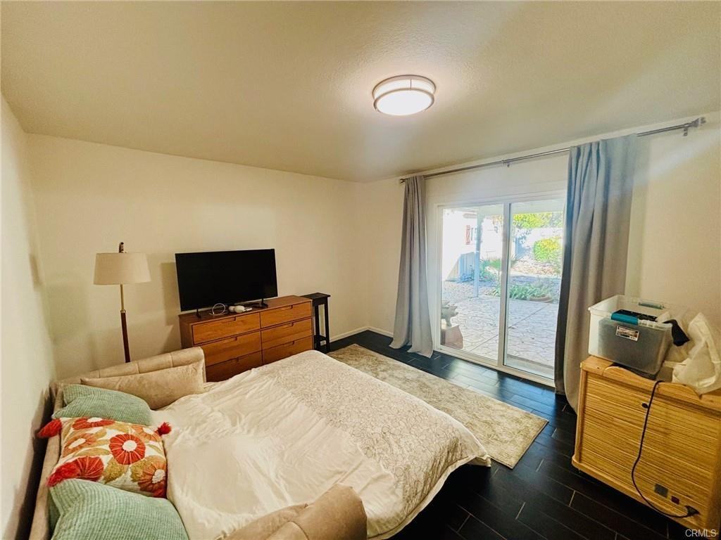 23813 Calvert St - Photo 4 of 8