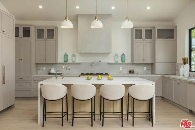 4512 Sunnyslope Ave - Photo 6 of 8