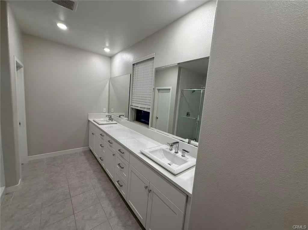 602 Catalonia - Photo 3 of 8