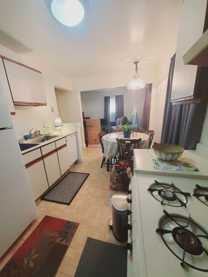 720 Hope St #2 - Photo 2 of 7