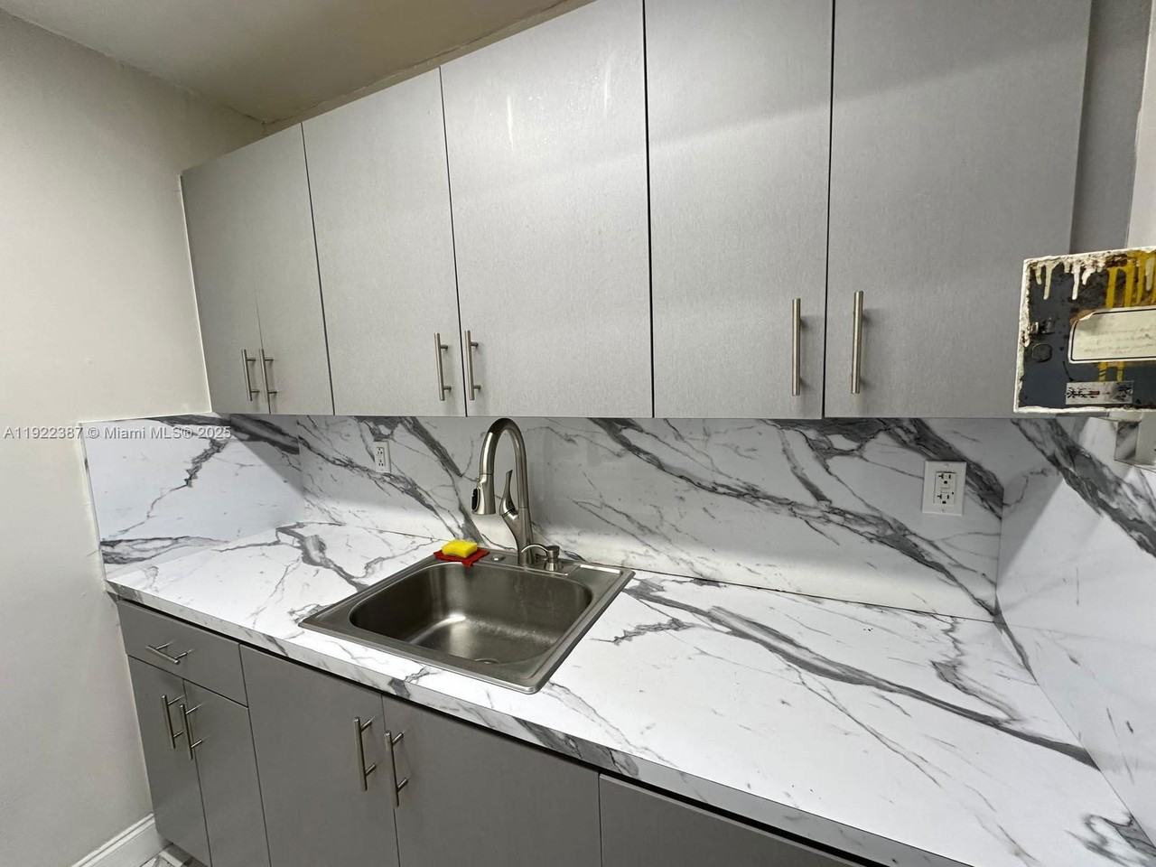 4655 Palm Ave #203 - Photo 4 of 8