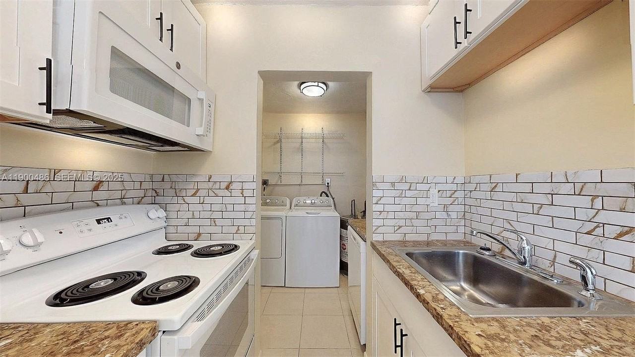 830 Nw 3rd St #830 - Photo 6 of 15