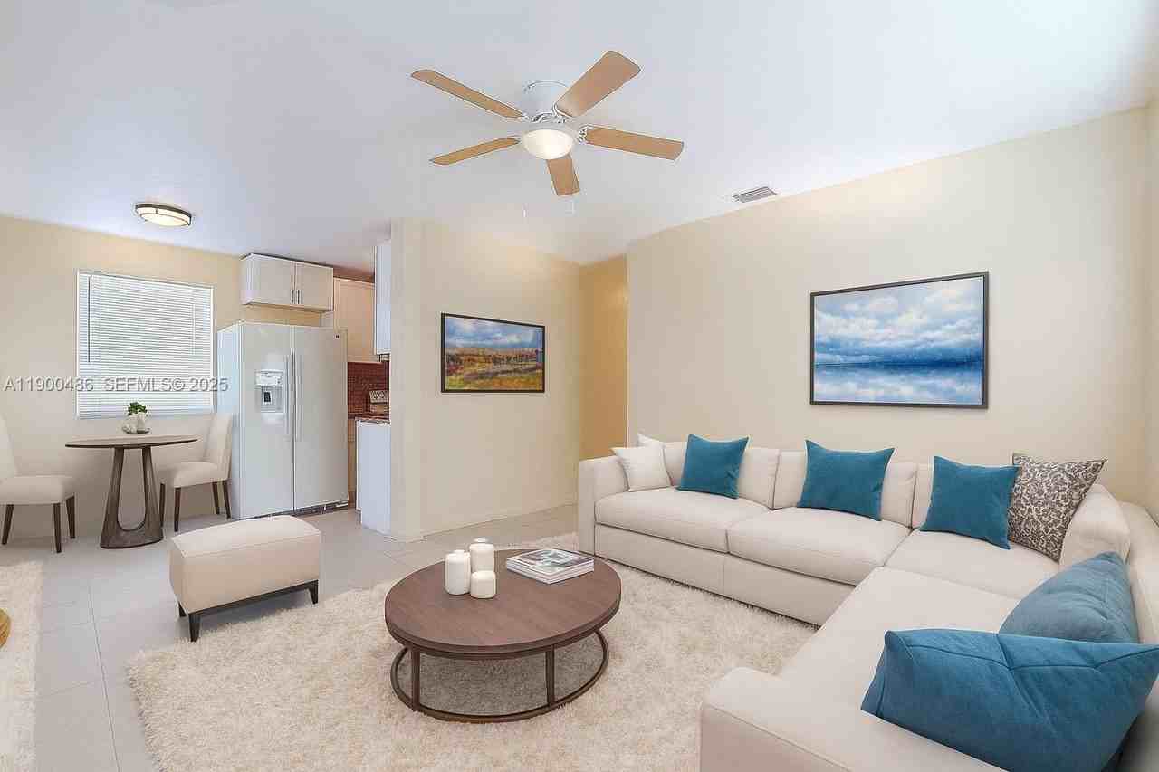 830 Nw 3rd St #830 - Photo 7 of 15