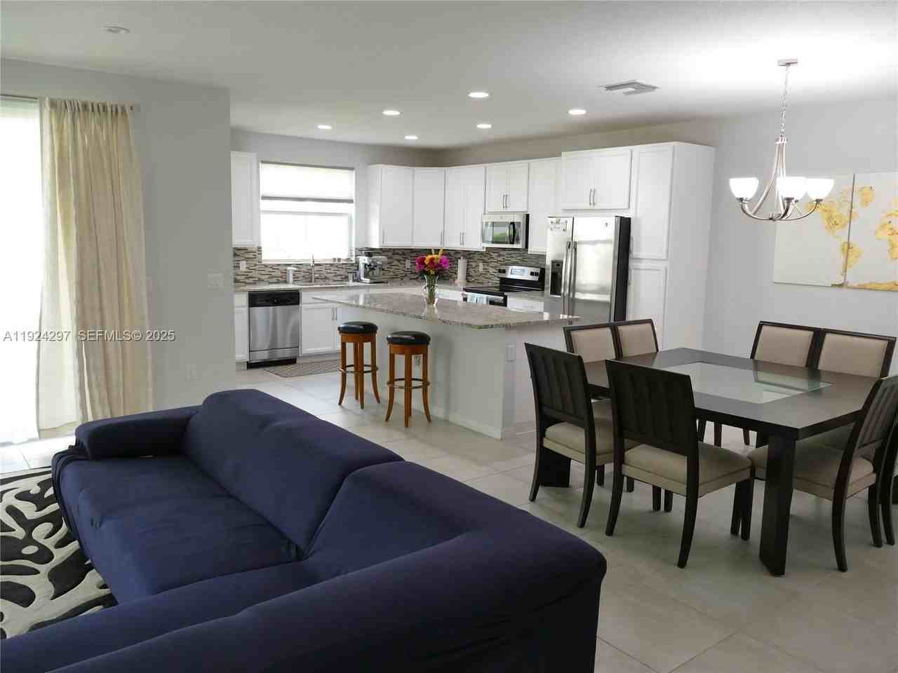 5215 Golden Eagle Ter - Photo 4 of 14