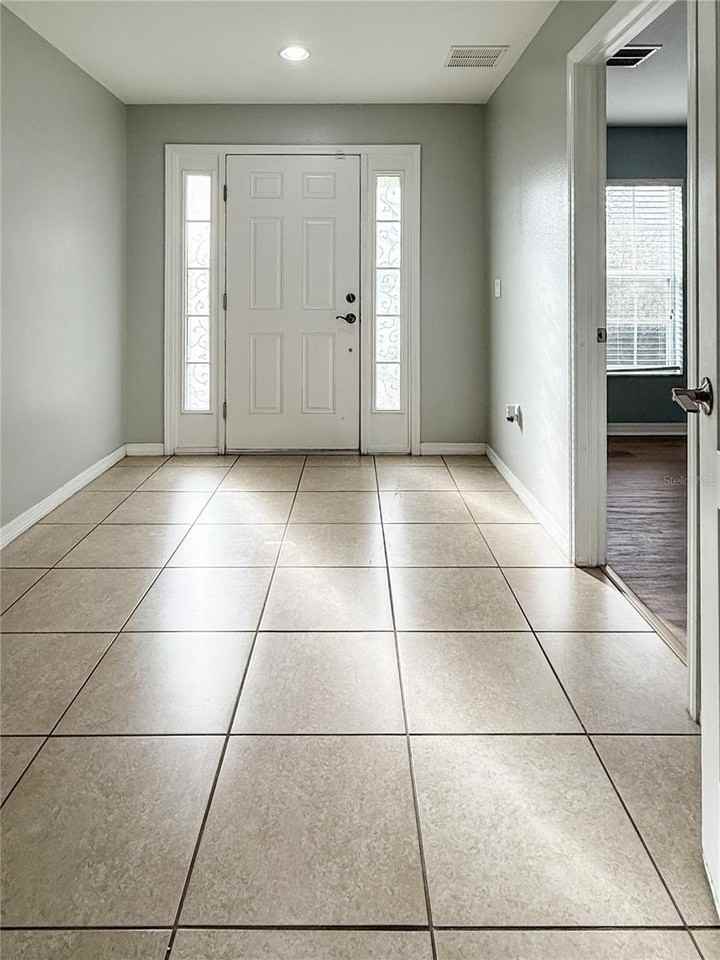 10144 Arbor Run Dr #68 - Photo 5 of 44