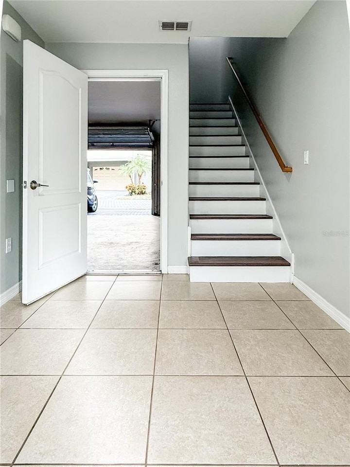 10144 Arbor Run Dr #68 - Photo 6 of 44