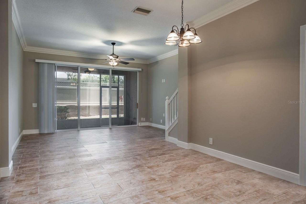 3298 Covered Bridge Dr W - Photo 7 of 50