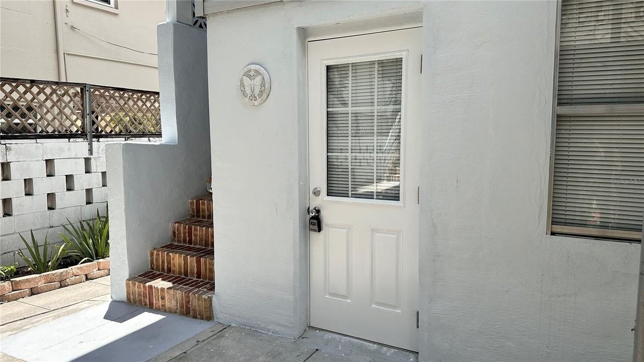 236 6th Avenue North #D