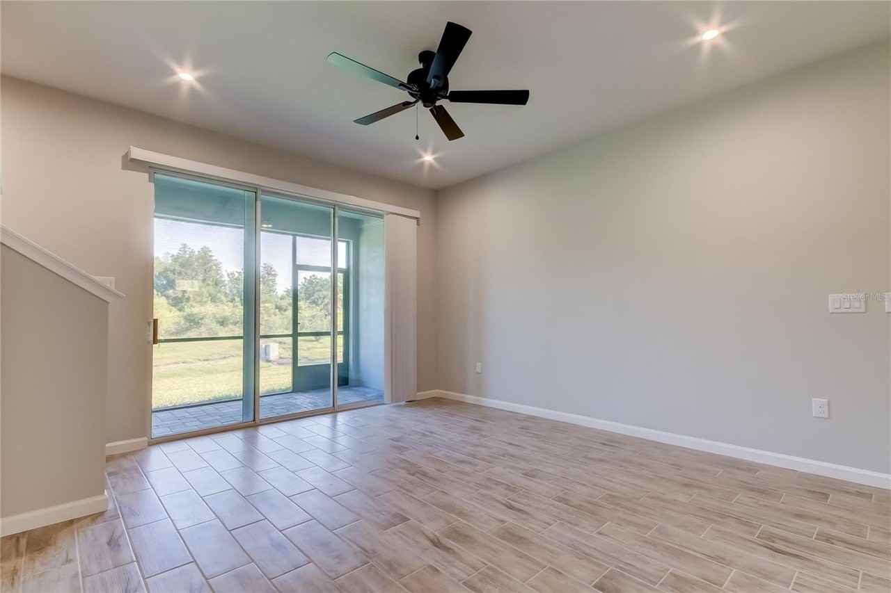 8341 Wildflower Glen Ave - Photo 5 of 50